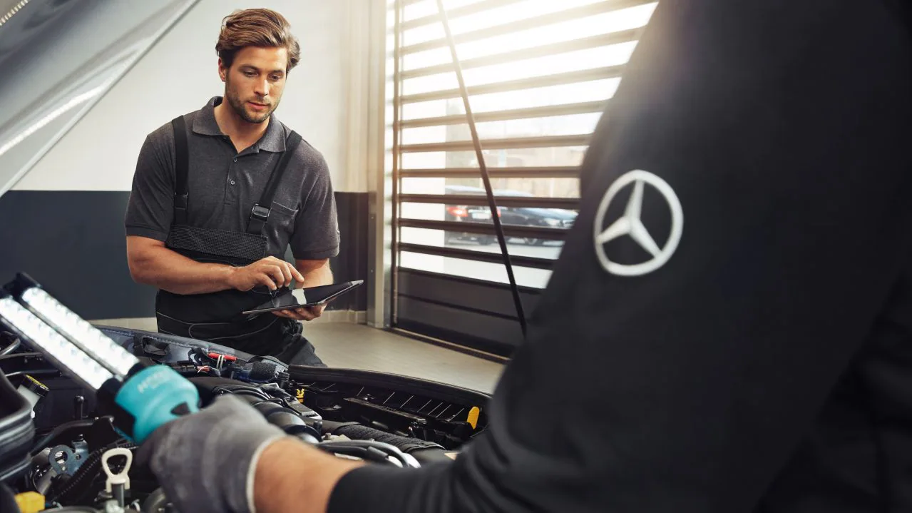 Mantenimiento correctivo de auto - Mercedes Benz